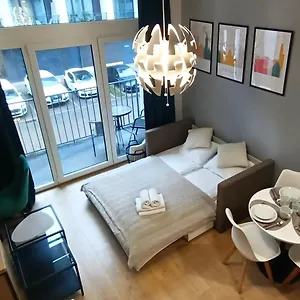 https://droinvest-apartament-zarembowicza-33-wrocaw-lotnisko.hotelswroclaw.com